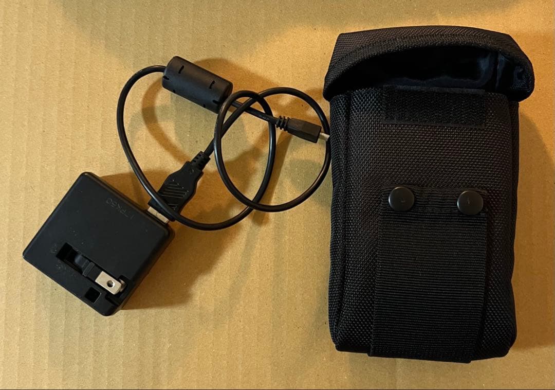 【ハナさま専用】Nikon COOLPIX A100 シルバー コンデジ