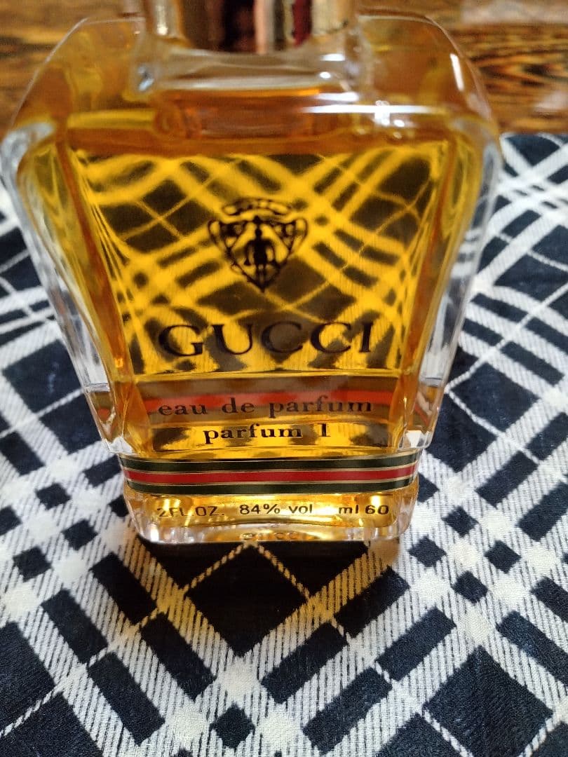 GUCCI eau de parfum 60ml 石鹸付き