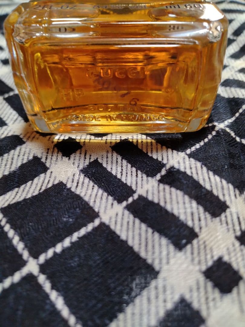 GUCCI eau de parfum 60ml 石鹸付き