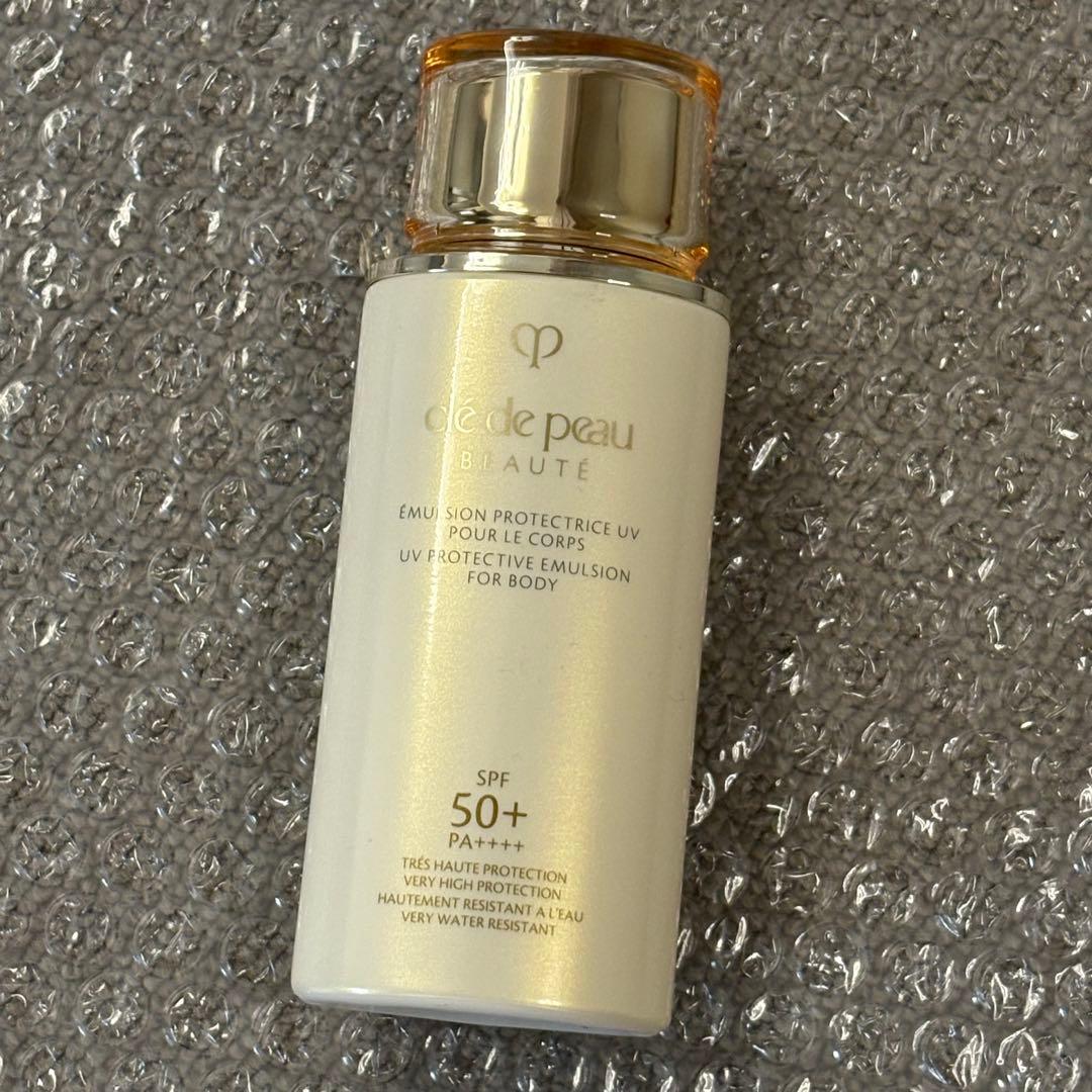 クレ・ド・ポー ボーテ エマルション UV コール n SPF50+体用日焼止め