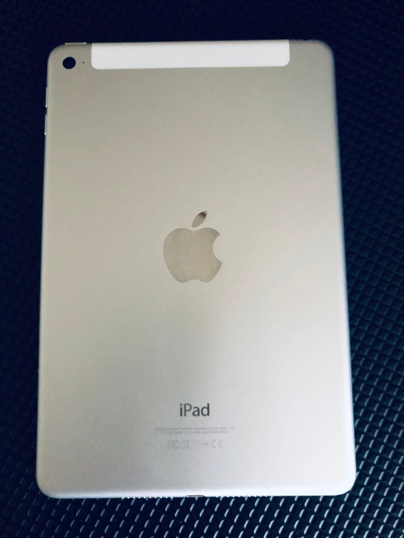 iPadmini4 32GB シルバー