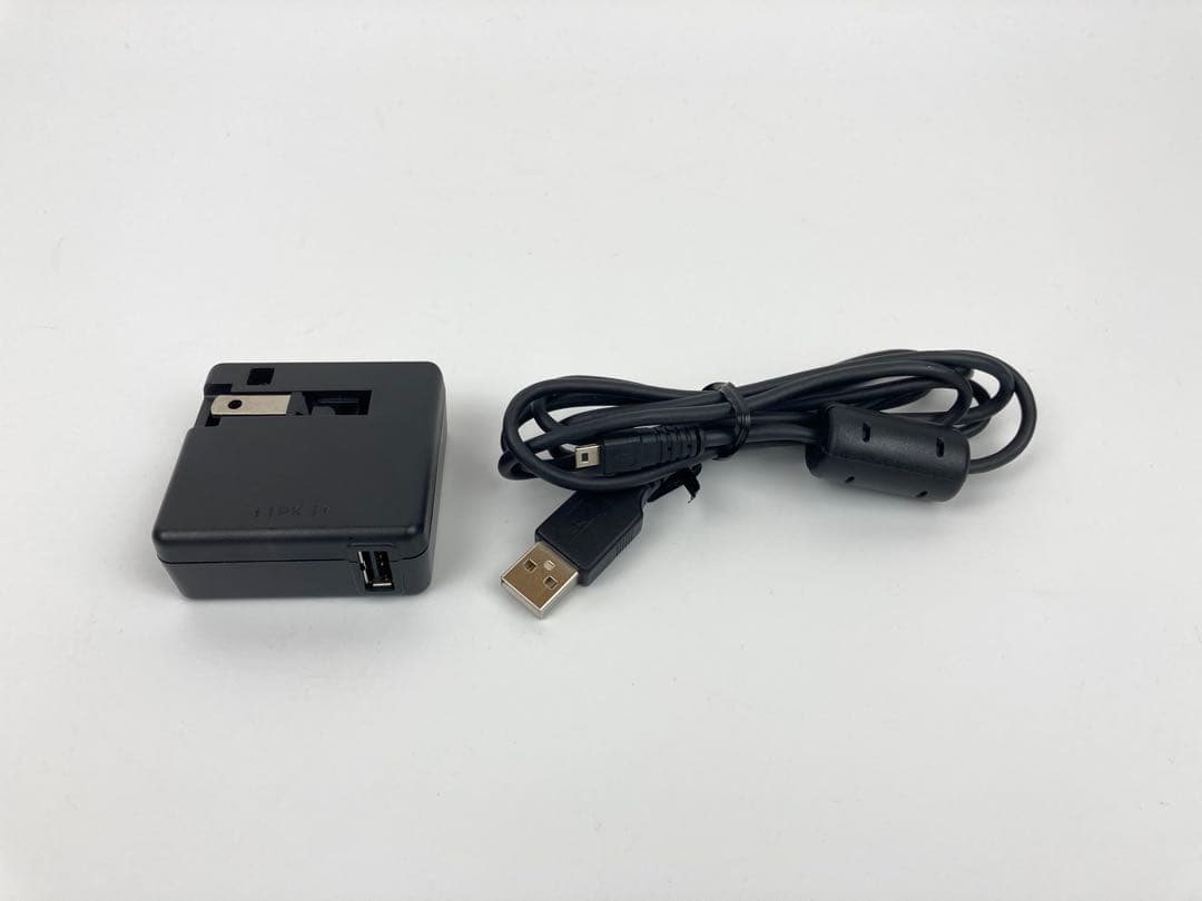 【極美品】Nikon COOLPIX S8200 ホワイト コンデジ