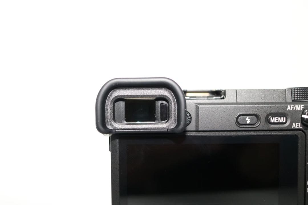 ☆美品【SONY】α4000 + E 16-50mm + 55-210mm