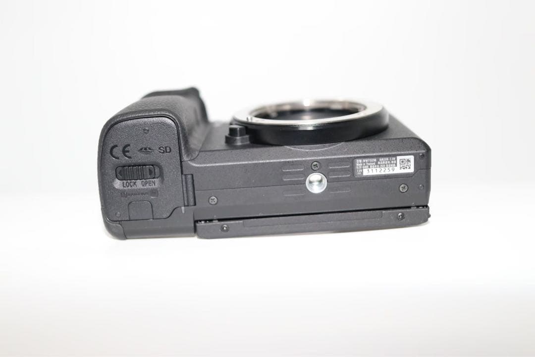 ☆美品【SONY】α4000 + E 16-50mm + 55-210mm
