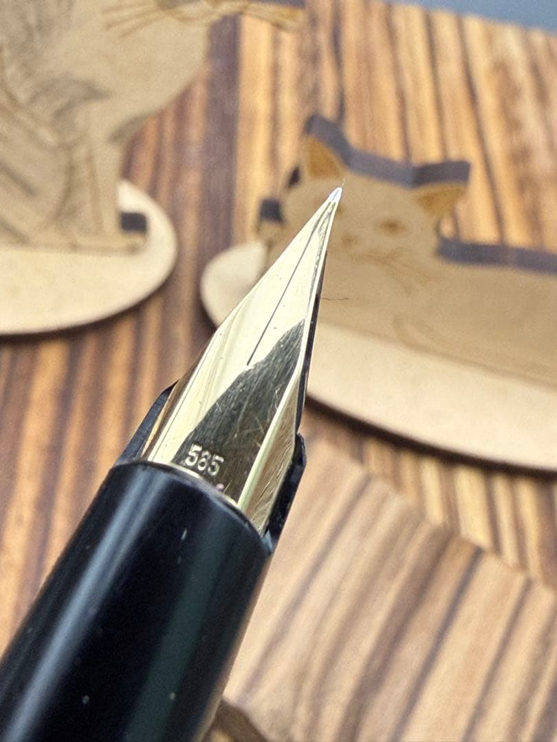MONTBLANC 万年筆 NO.320 585 EF