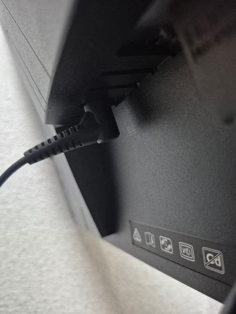 ASUS TUF GAMING VG259QR ゲーミングモニター　24.5型