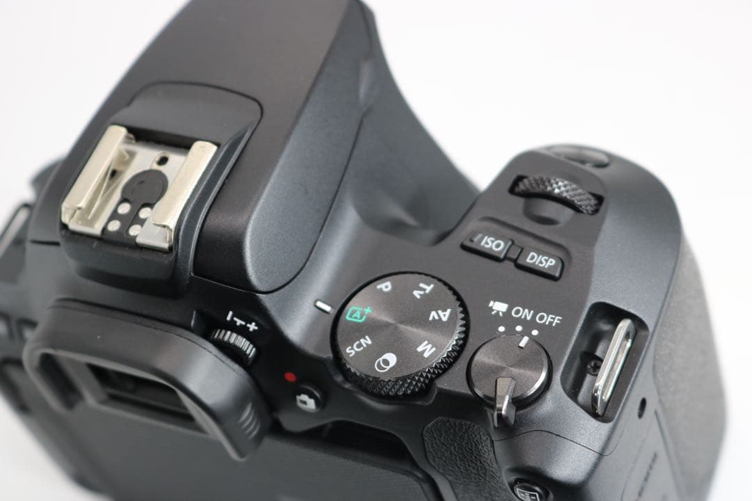 超美品ですが 【Canon EOS Kiss X10 ダブルレンズセット】