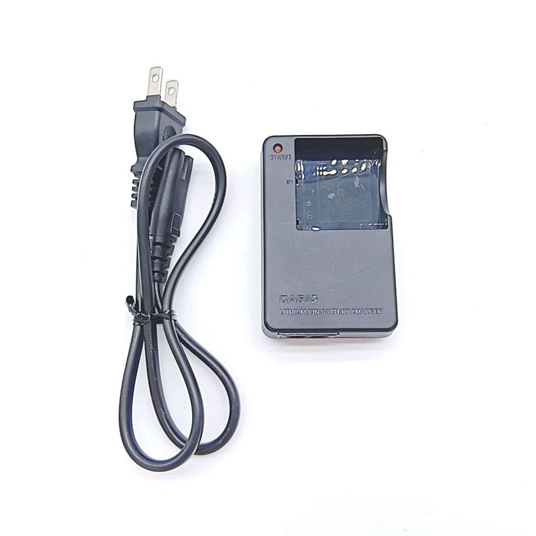 美品 CASIO EXILIM EX-Z1050 カシオ 充電器