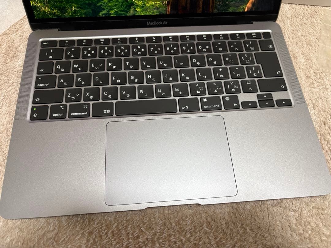 Apple M1チップ搭載13インチMacBook Air 元箱付き