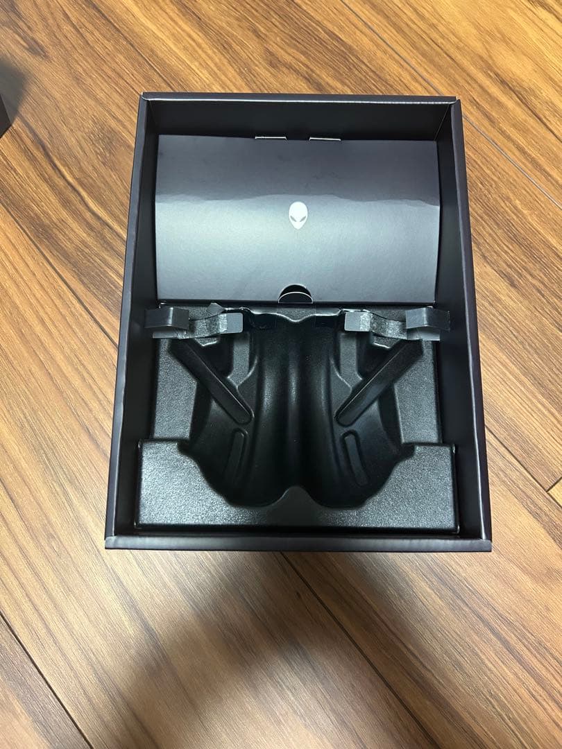 ヘッドホン ALIENWARE PRO Wireless Gaming Headset