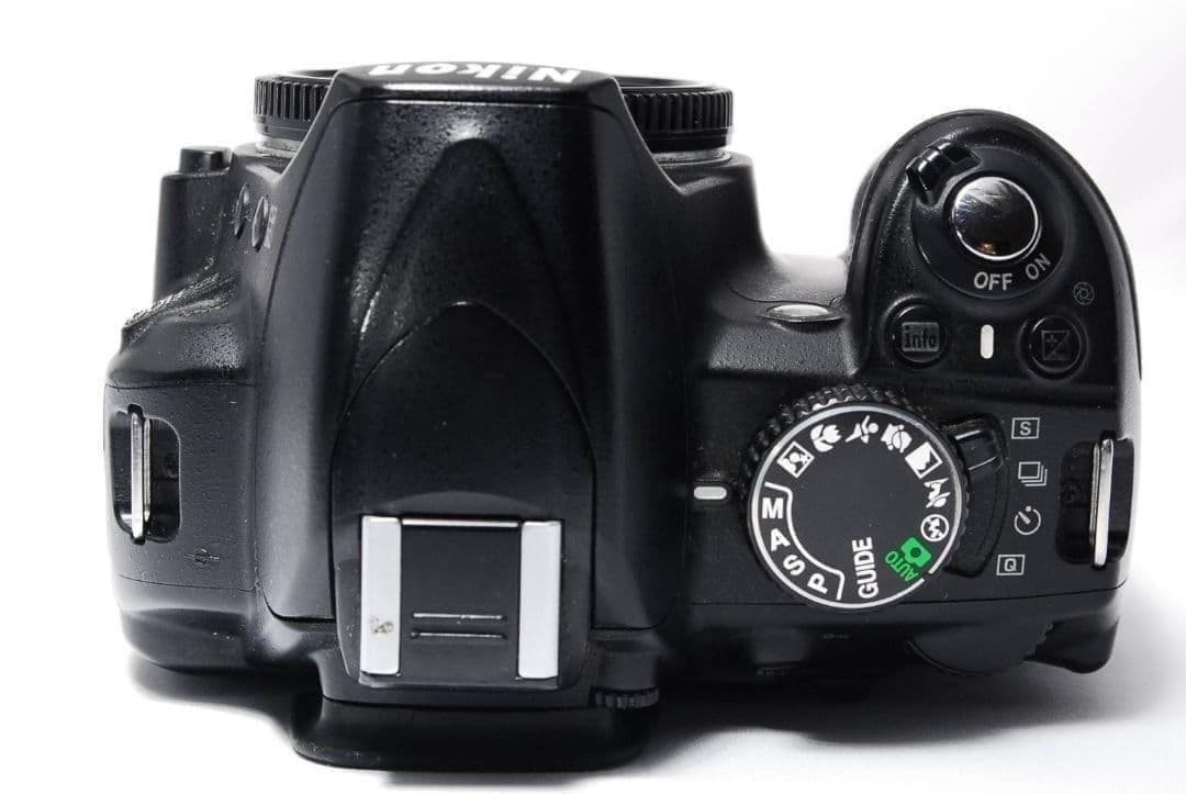 【決算セール】 Nikon D3100 AF-Sレンズ付 すぐ撮れる入門セット