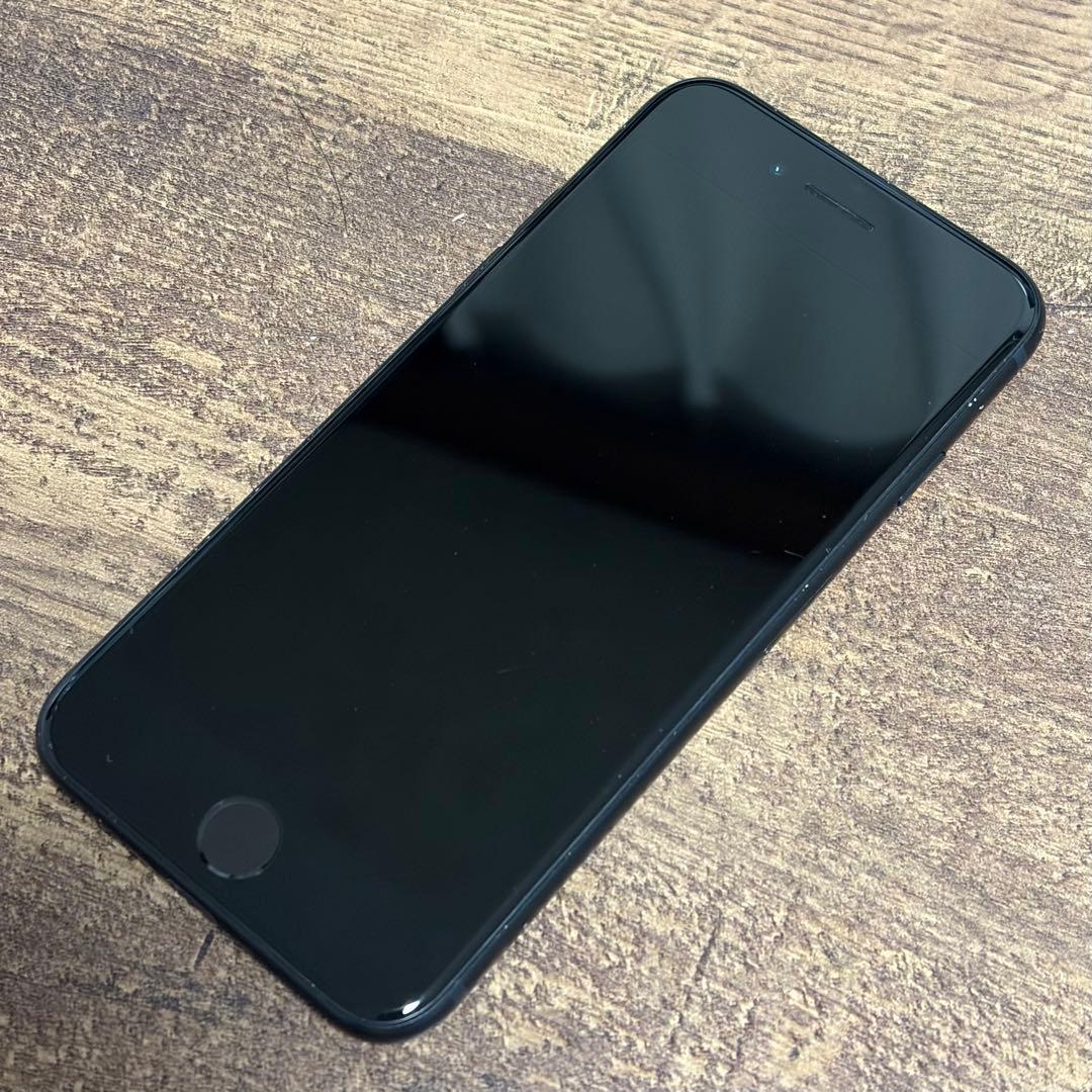 iPhone SE (第3世代) ミッドナイト 64GB