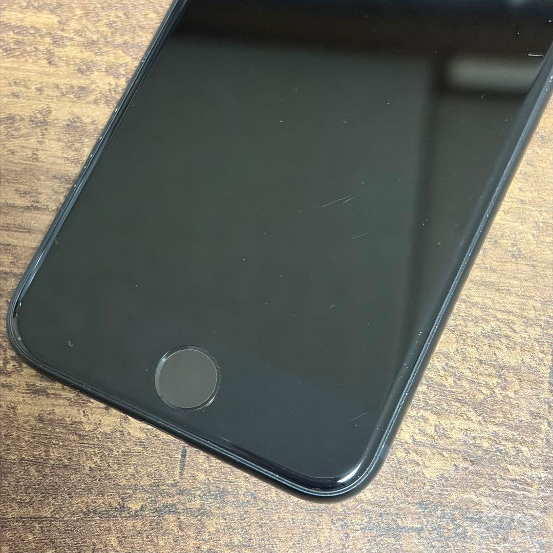 iPhone SE (第3世代) ミッドナイト 64GB