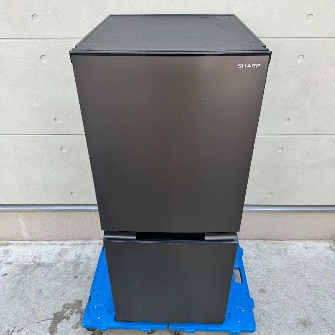 365⭐️2024年製美品★シャープ　冷蔵庫　右、左開き　自動霜取り　一人暮らし