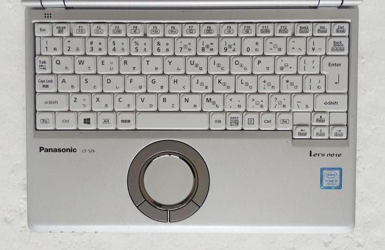 軽量コンパクト Panasonic CF-SZ6（予備バッテリー付）