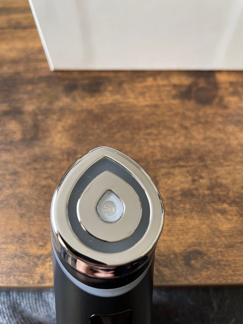 medicube ブースタープロ 美顔器 メディキューブ　ブラック