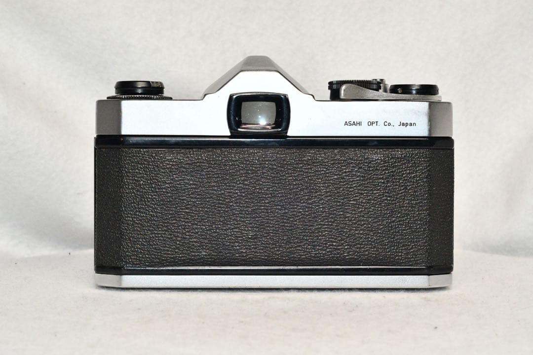 《動作品》PENTAX SP + 55/1.8標準レンズ付きa256