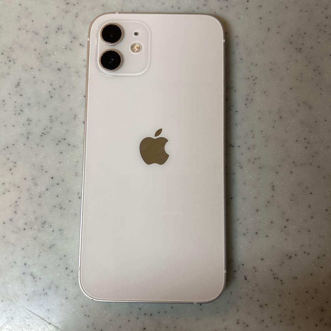 iPhone 12 本体 最大容量78% ホワイト　美品
