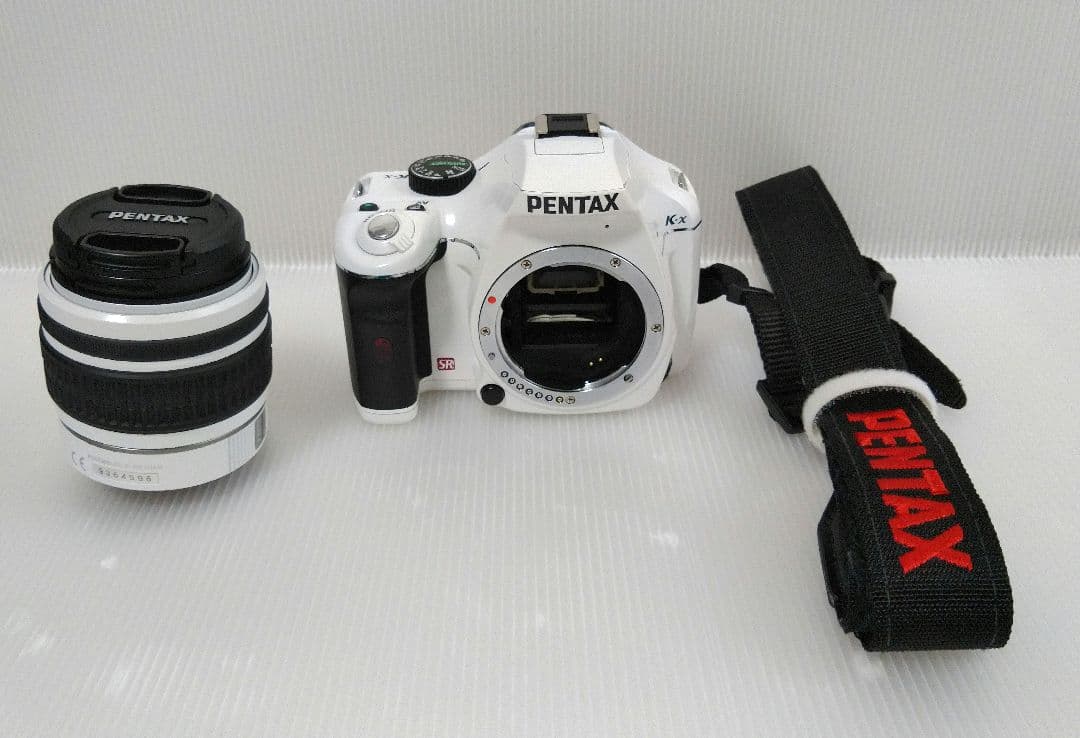 PENTAX K-x ホワイト デジタル一眼レフカメラ　ジャンク