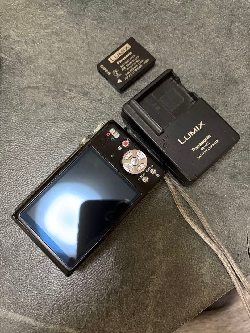 Panasonic DMC-TZ7 12倍ズーム コンパクトデジタルカメラ