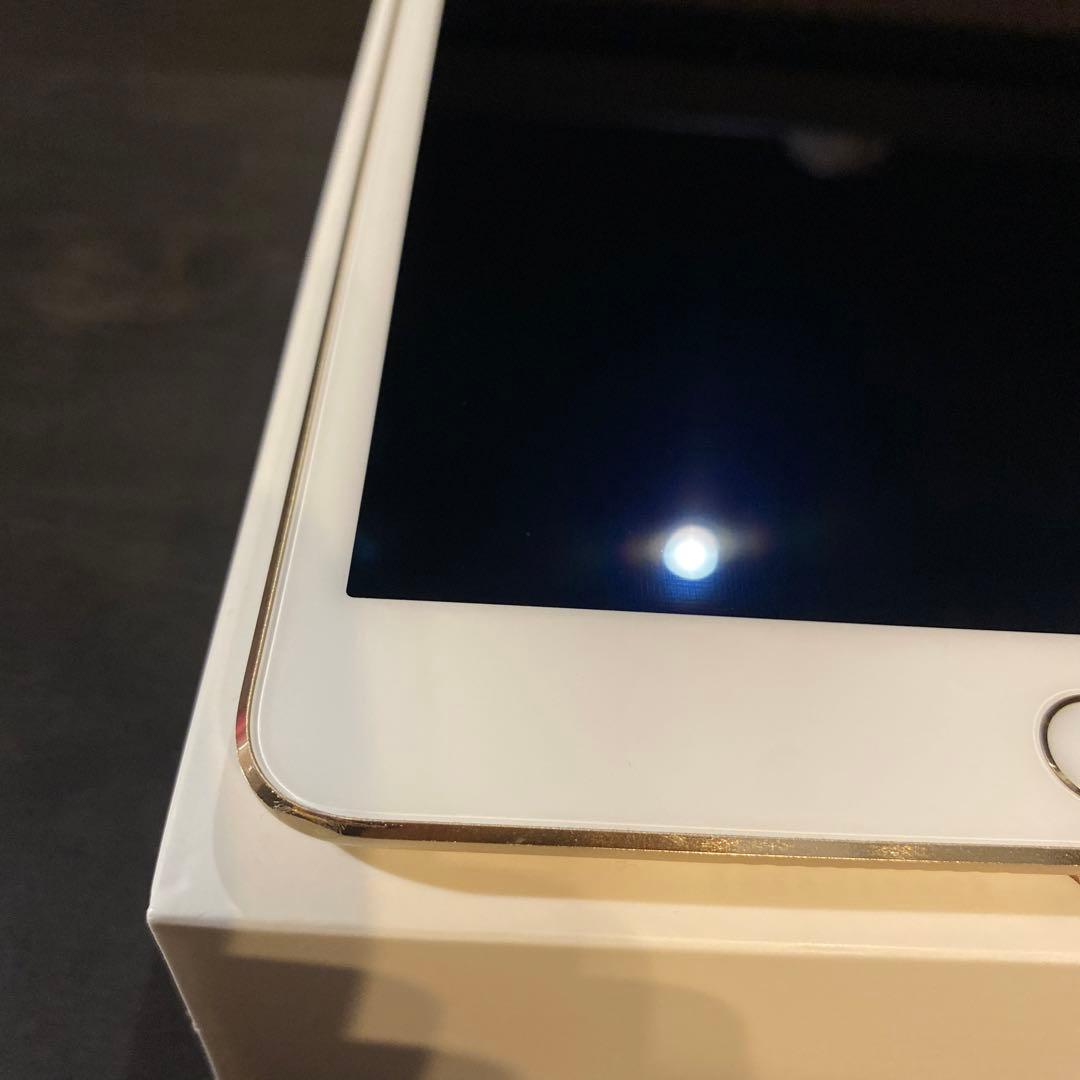 ipad mini4 128gb ゴールド 背面に割れあり 箱・ケース付き