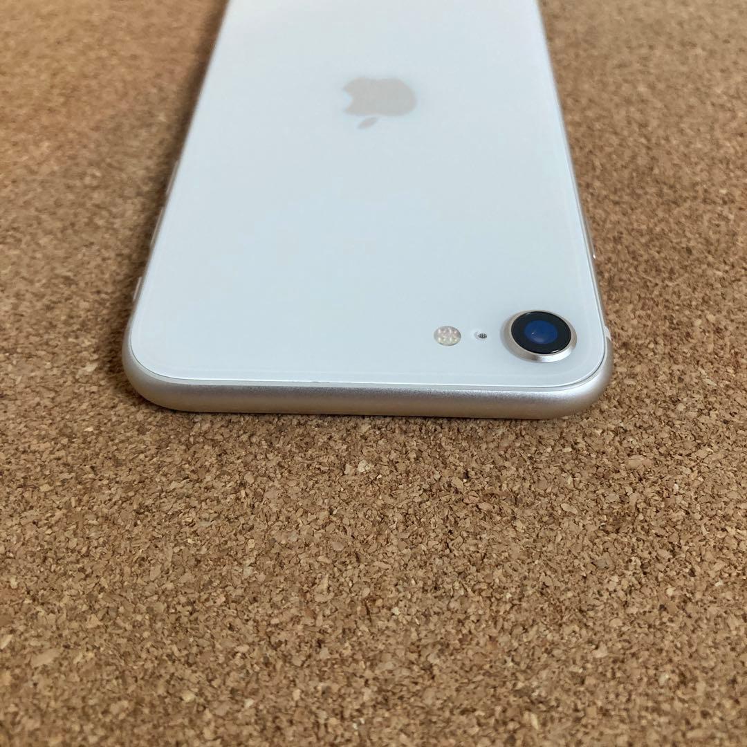 4196【早い者勝ち】電池新品☆iPhoneSE3 64GB SIMフリー☆