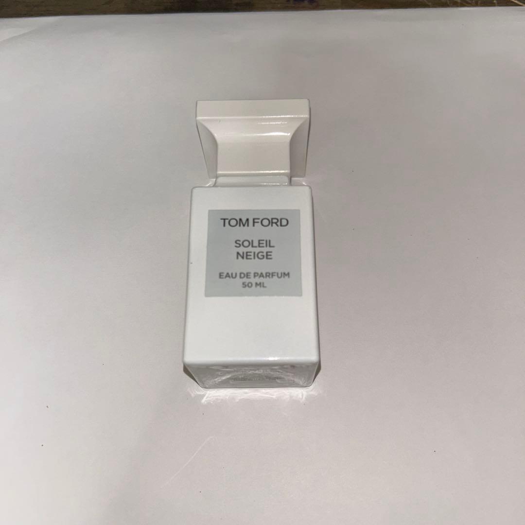 トムフォード　　　ソレイユネージュ