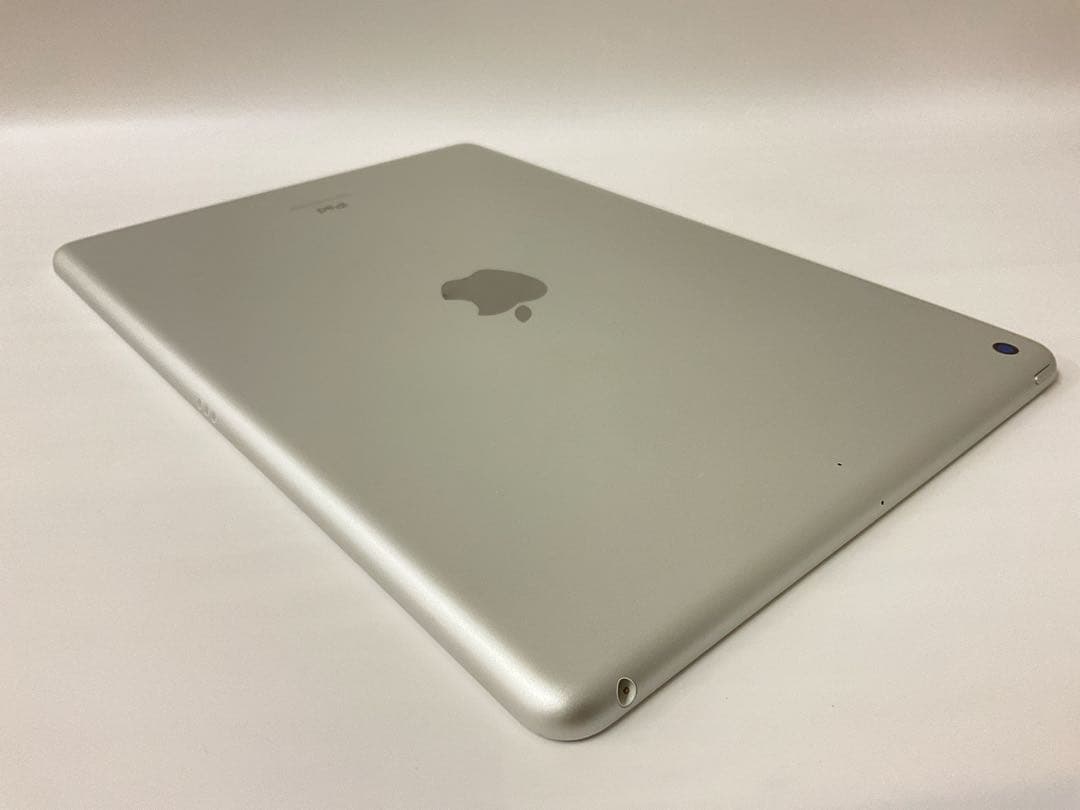 【超美品】IPAD 第8世代 32GB 95％ シルバー Wifiモデル