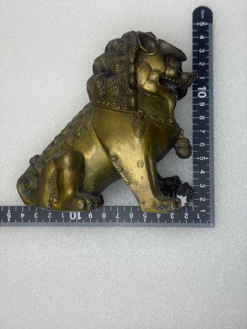 金属製 獅子像 対の像
