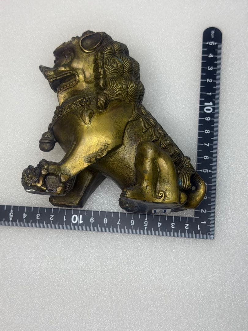 金属製 獅子像 対の像