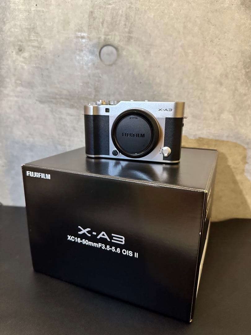 Fujifilm X-A3 XC16-50mm レンズ付き 箱付き