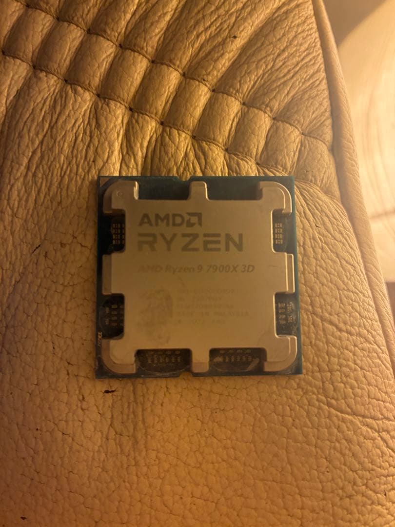【ジャンク扱い】AMD Ryzen 9 7900X 3D CPU 本体