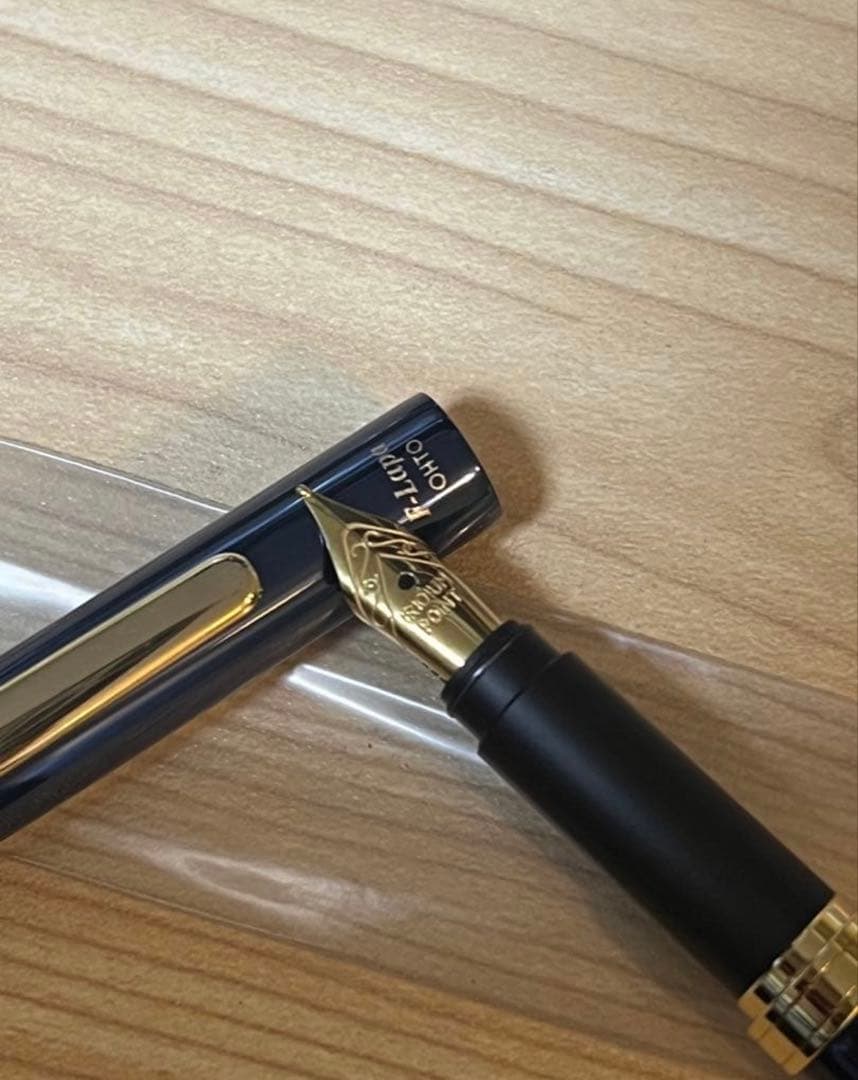 新品未使用オート（OHTO）「セルサス（CELSUS）」万年筆　廃盤品