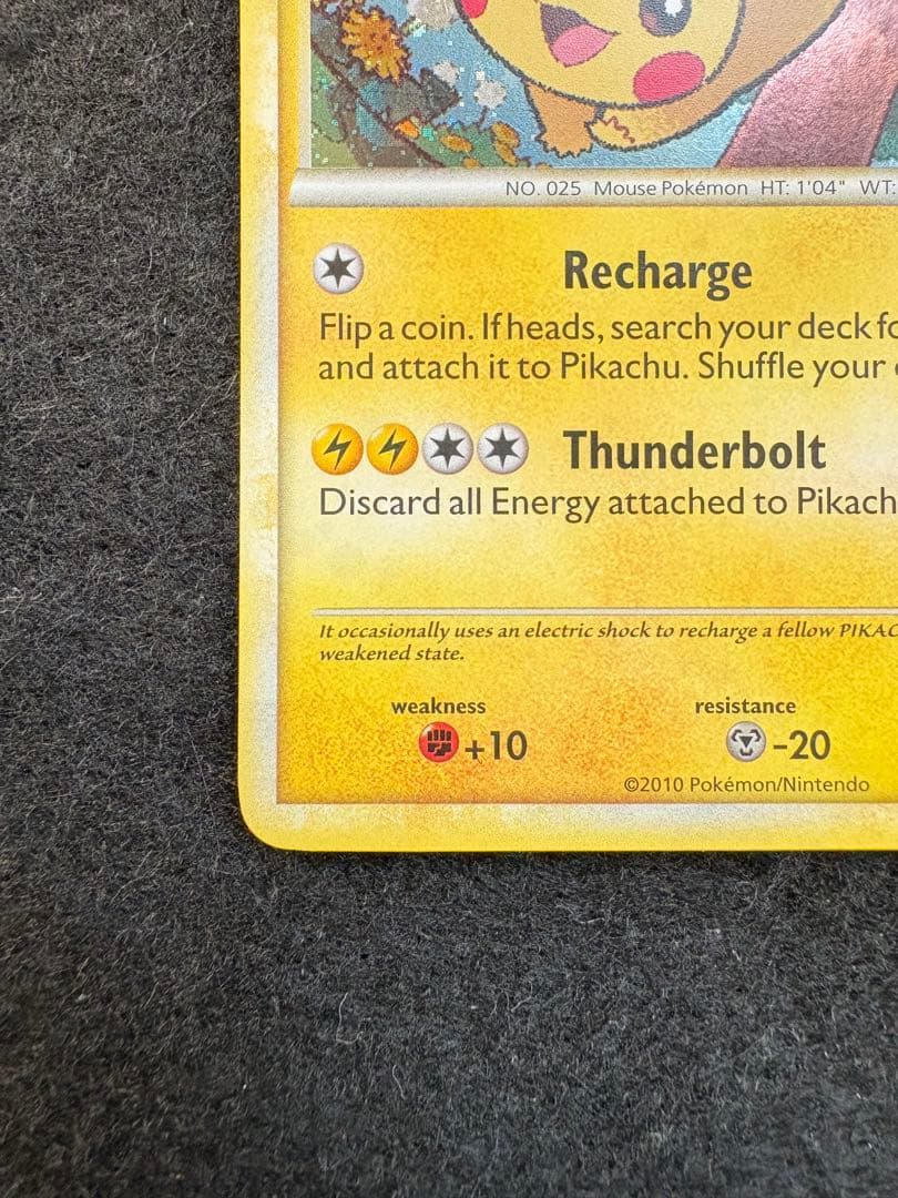 ポケモンカードUS版　ピカチュウ PIKACHU