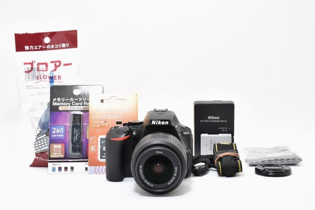 ✨Nikon D5500✨ デジタル一眼レフ Wi-Fi搭載❣️ 一部傷あり美品❣️