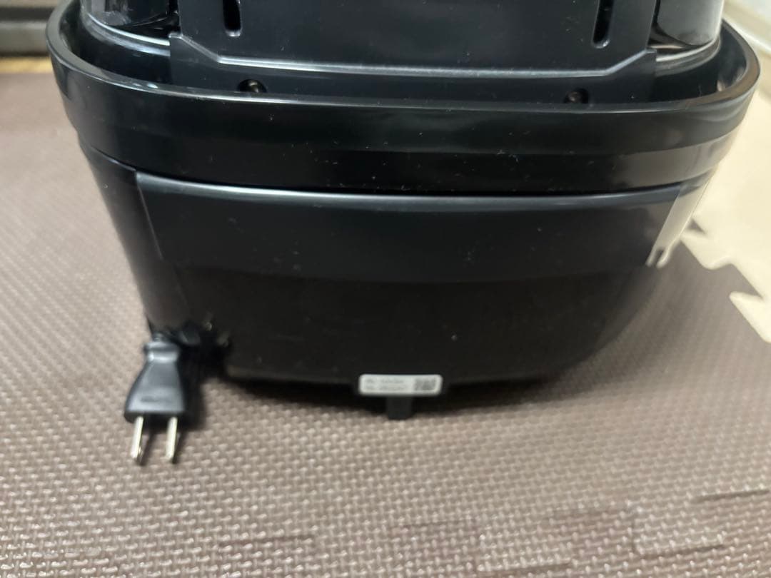 TOSHIBA 真空圧力IHジャー炊飯器RC-10VSV 2024年製