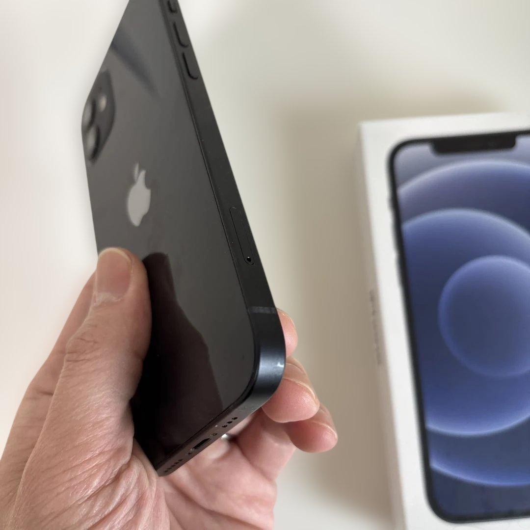 SIMフリー　Apple iPhone 12 64GB ブラック