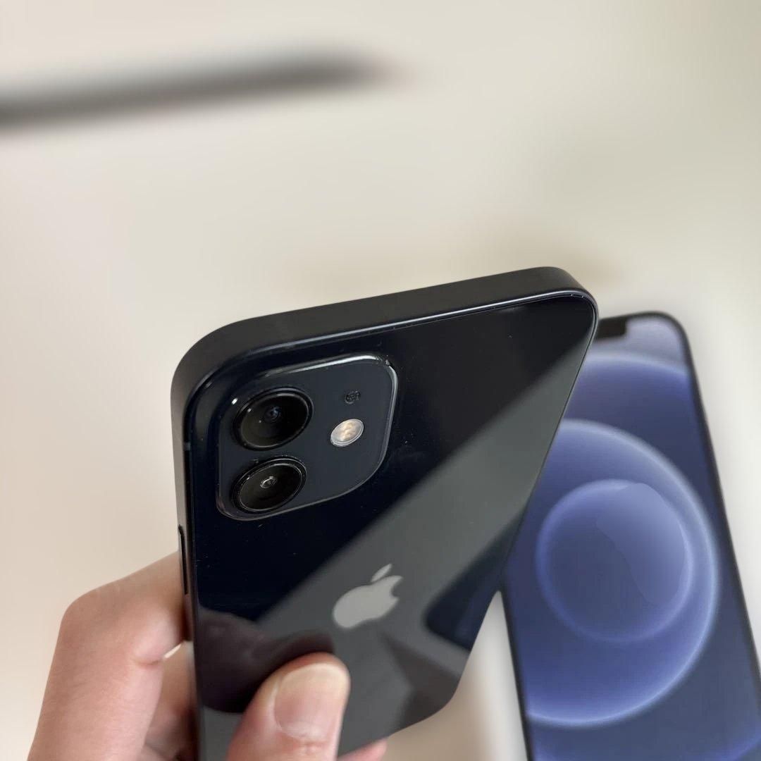 SIMフリー　Apple iPhone 12 64GB ブラック