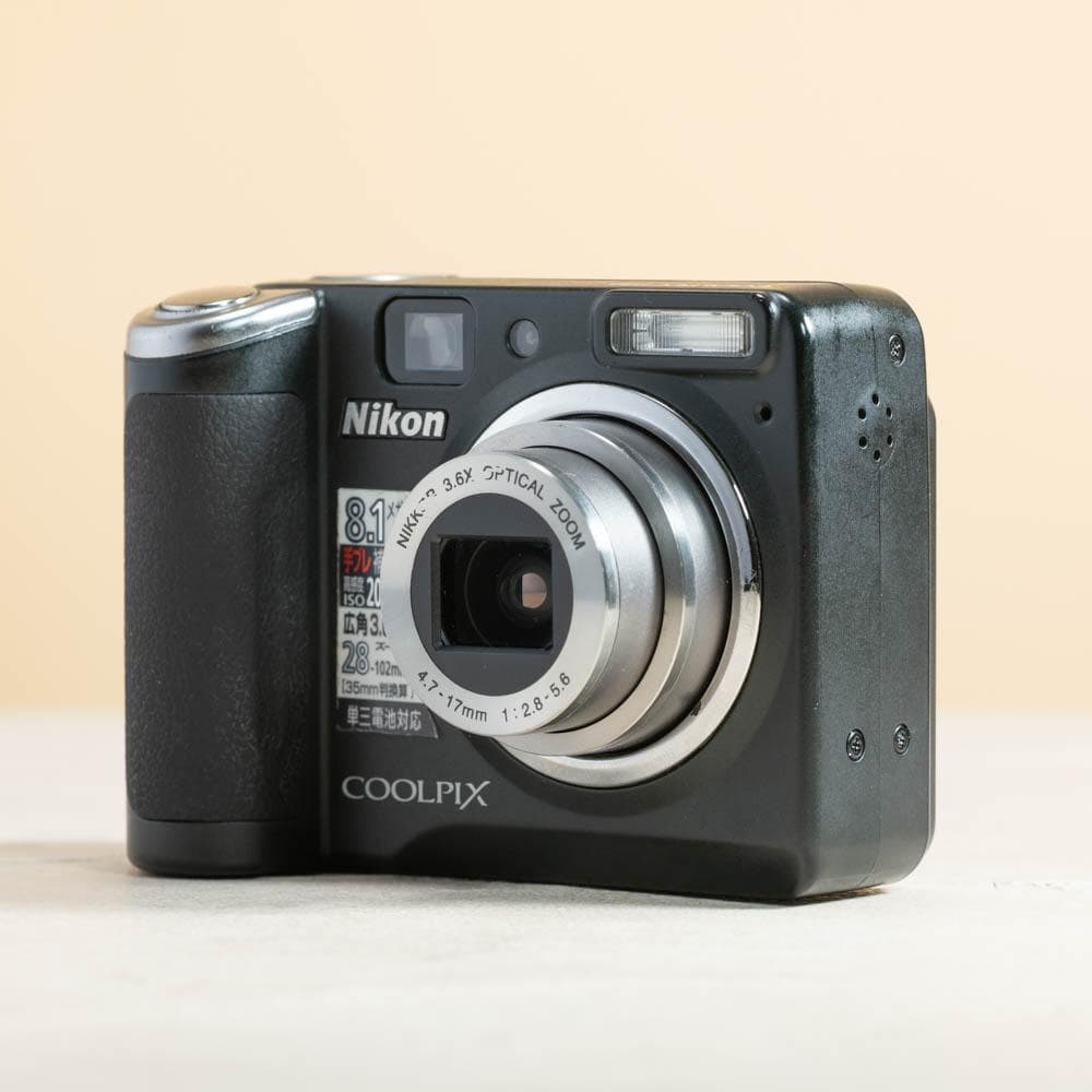 【訳アリ】Nikon COOLPIX P50 ブラック スマホ転送OK　単3電池