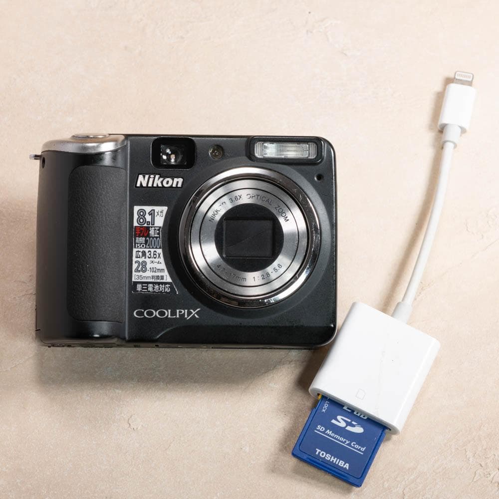 【訳アリ】Nikon COOLPIX P50 ブラック スマホ転送OK　単3電池