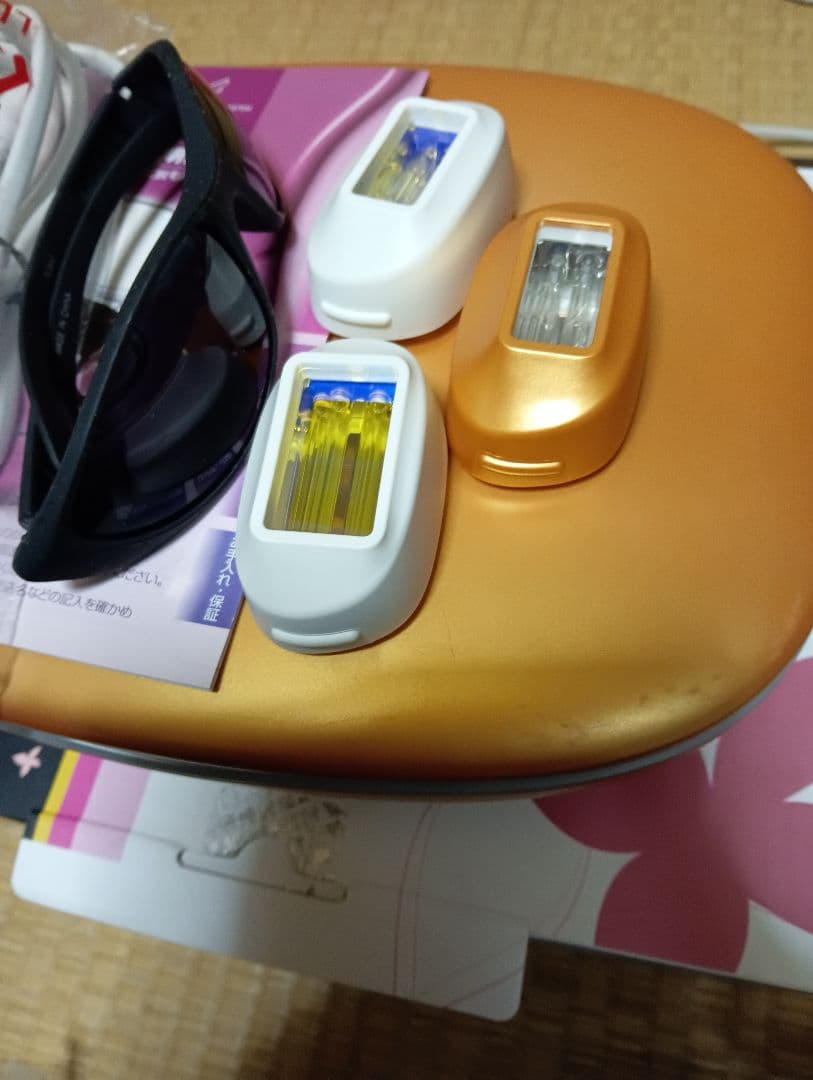 ケノン脱毛★美品★未使用カートリッジ付き　 美顔 メンズにも