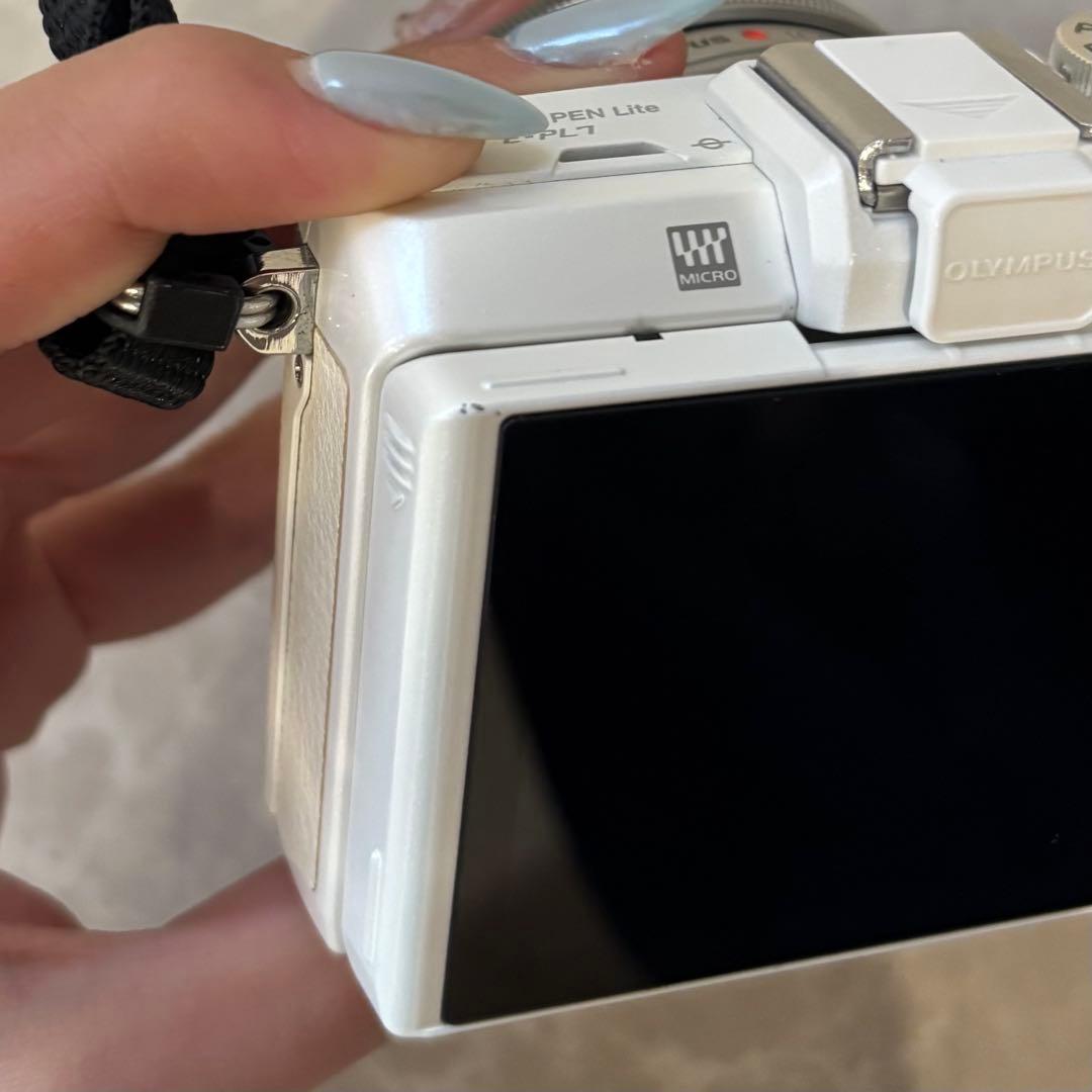 OLYMPUS PEN Lite E-PL7 レンズ付き超美品