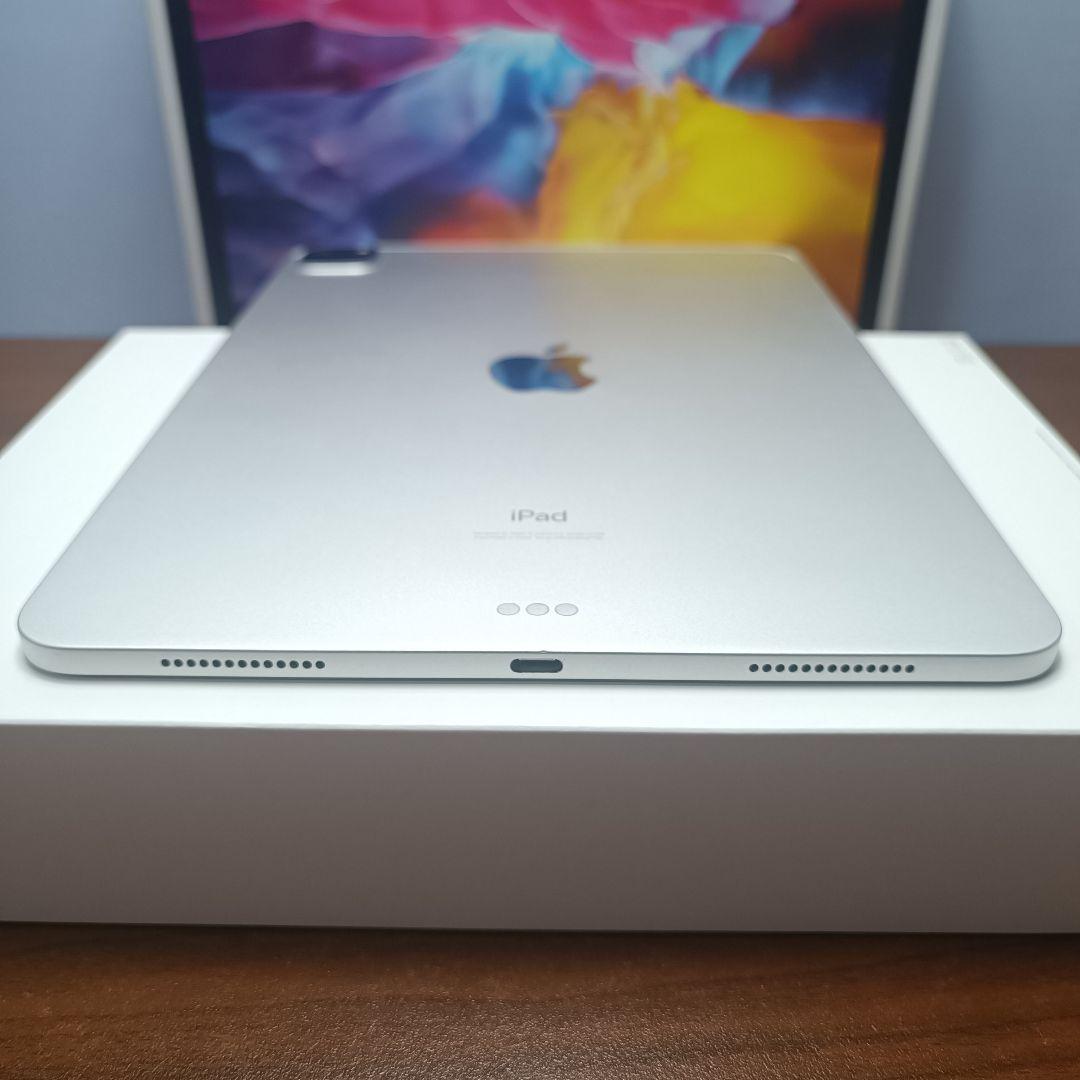 (美品) iPad Pro 11インチ 第2世代 128GB、Keyboard