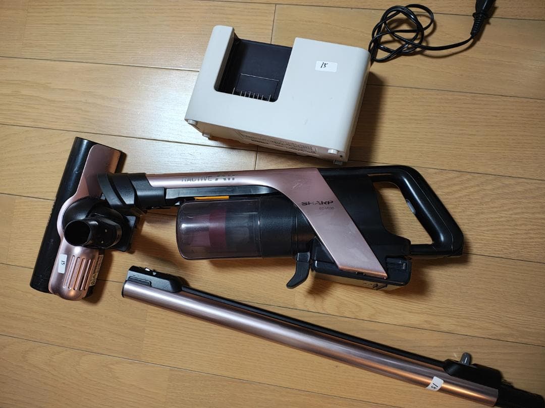 シャープ★掃除機★EC-VR3S-N★2019年製★バッテリーの状態良好★15