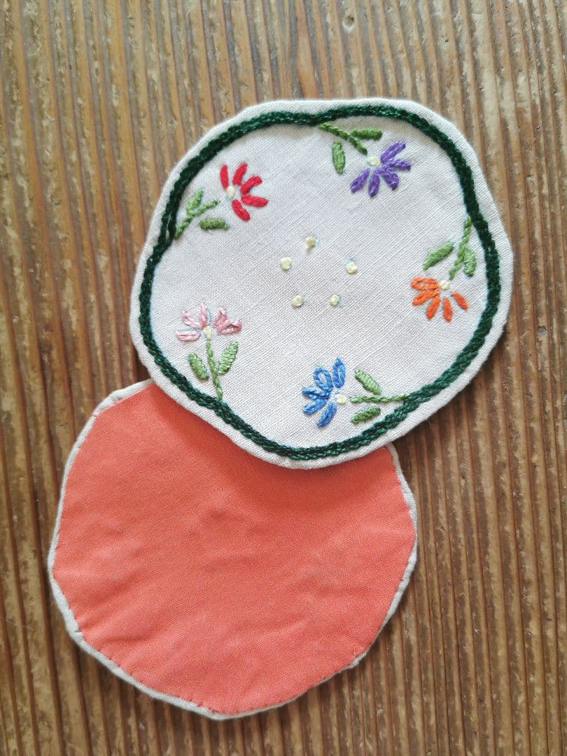 ヴィンテージ/アンティーク 色糸花刺繍リネン プチドイリー コースター2枚セット