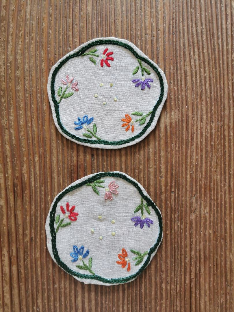 ヴィンテージ/アンティーク 色糸花刺繍リネン プチドイリー コースター2枚セット