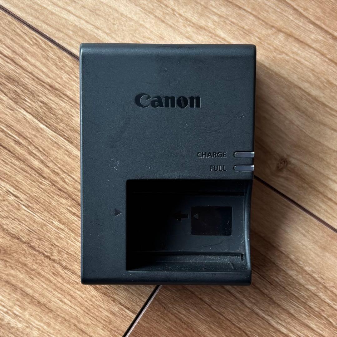 Canon EOS Kiss X8i 動作確認済 一眼レフ