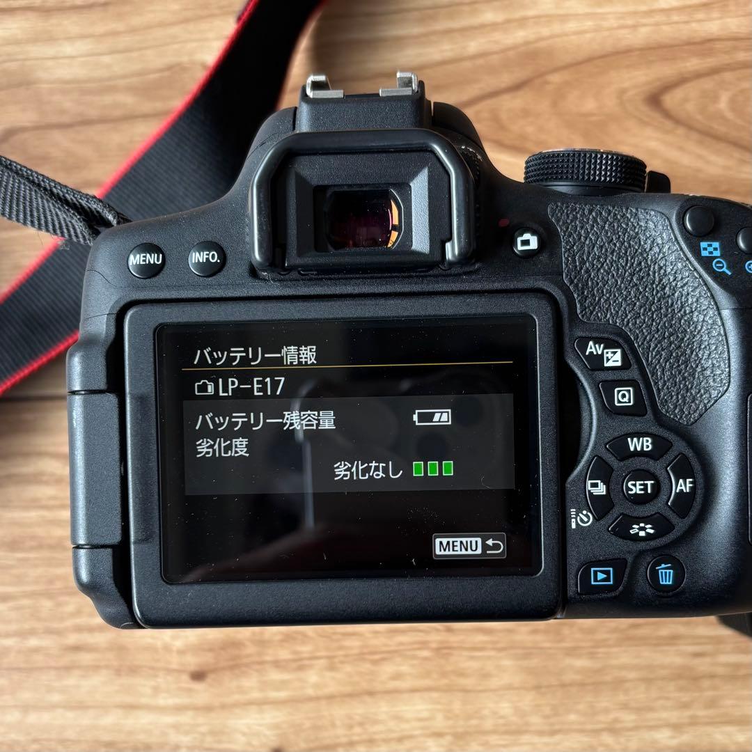 Canon EOS Kiss X8i 動作確認済 一眼レフ