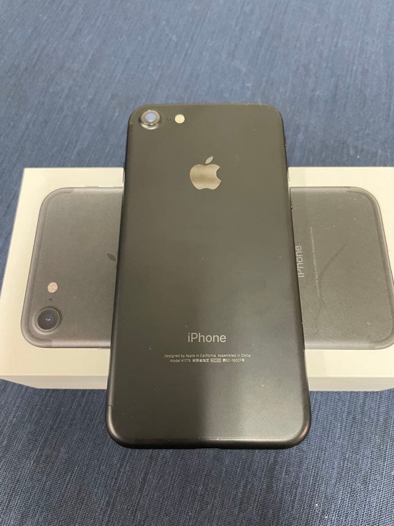【美品】iPhone7 32GB バッテリー100%
