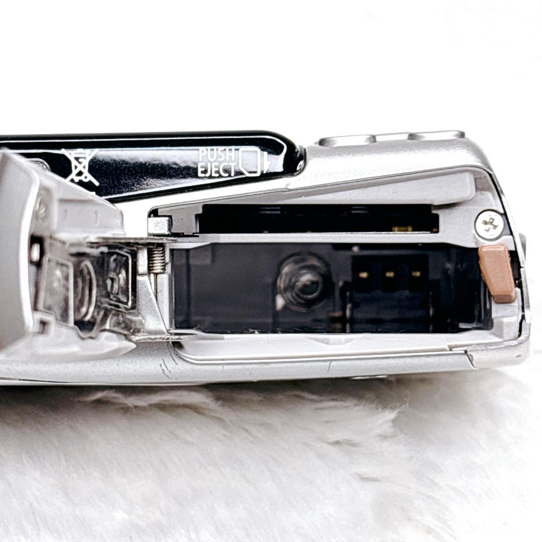 Canon IXY 800 IS デジタルカメラ 動作確認済　充電池2個付